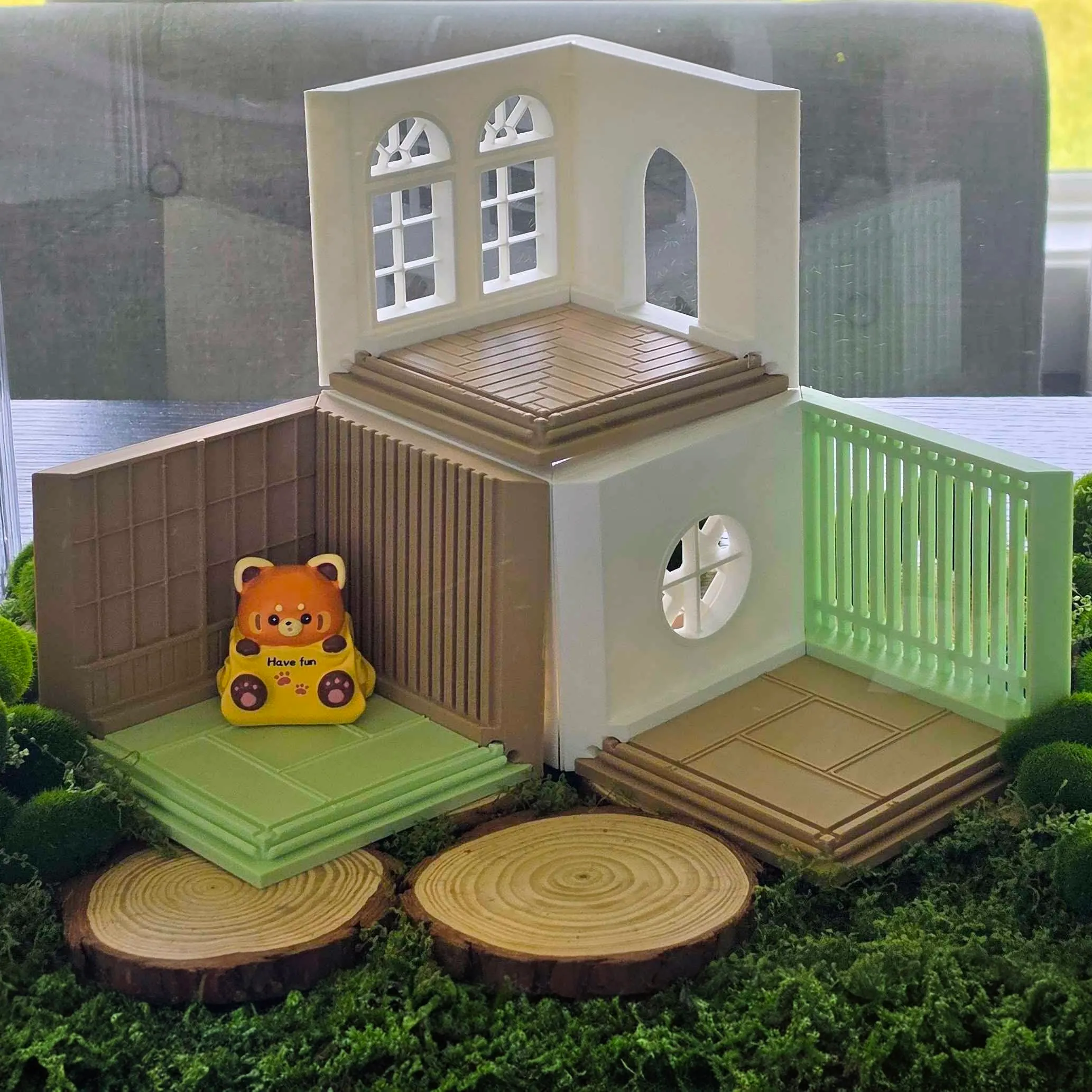 Modular display homes for little things